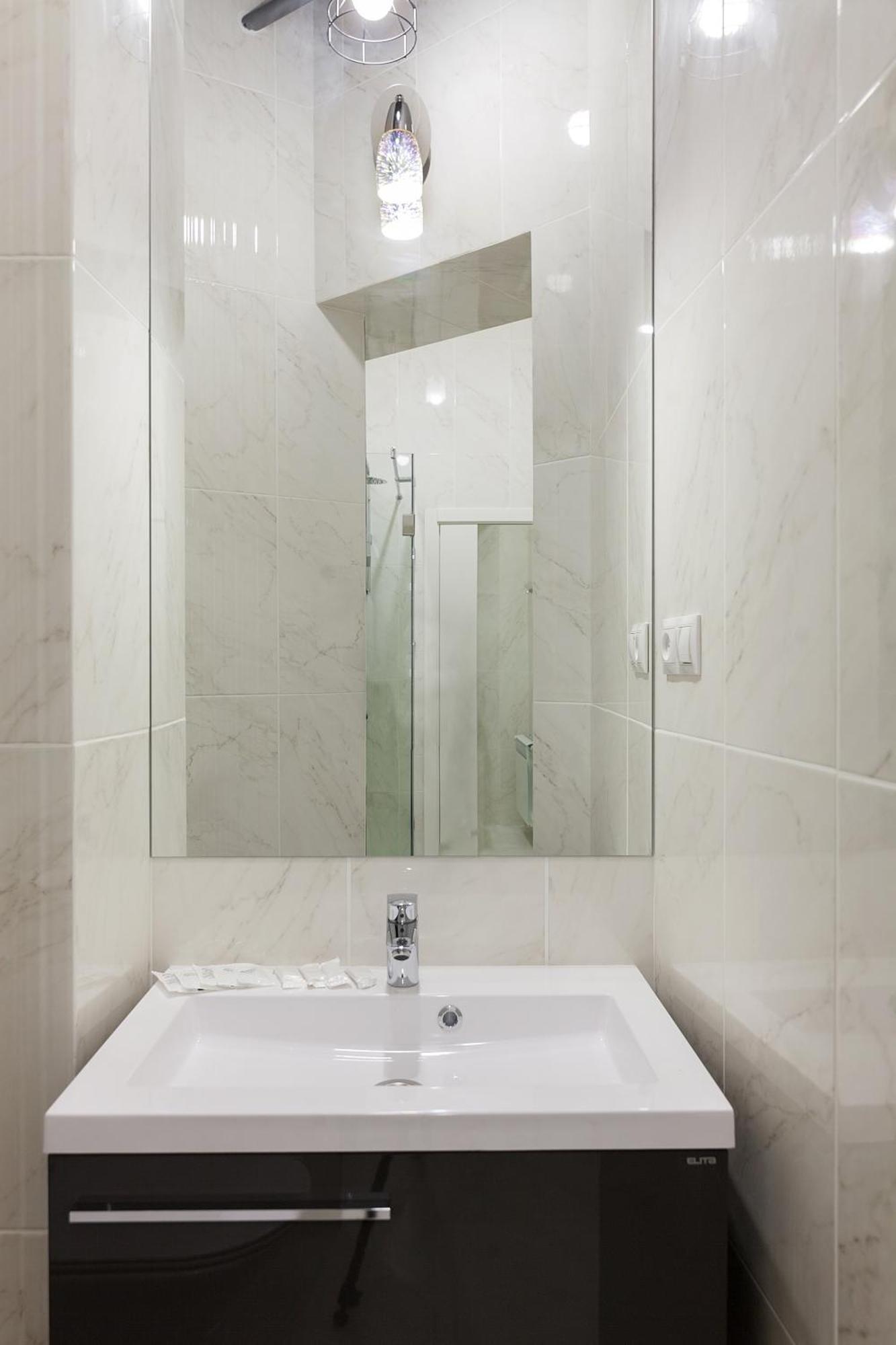 Royal Apartment On Slovatskogo 8 Lviv Ngoại thất bức ảnh