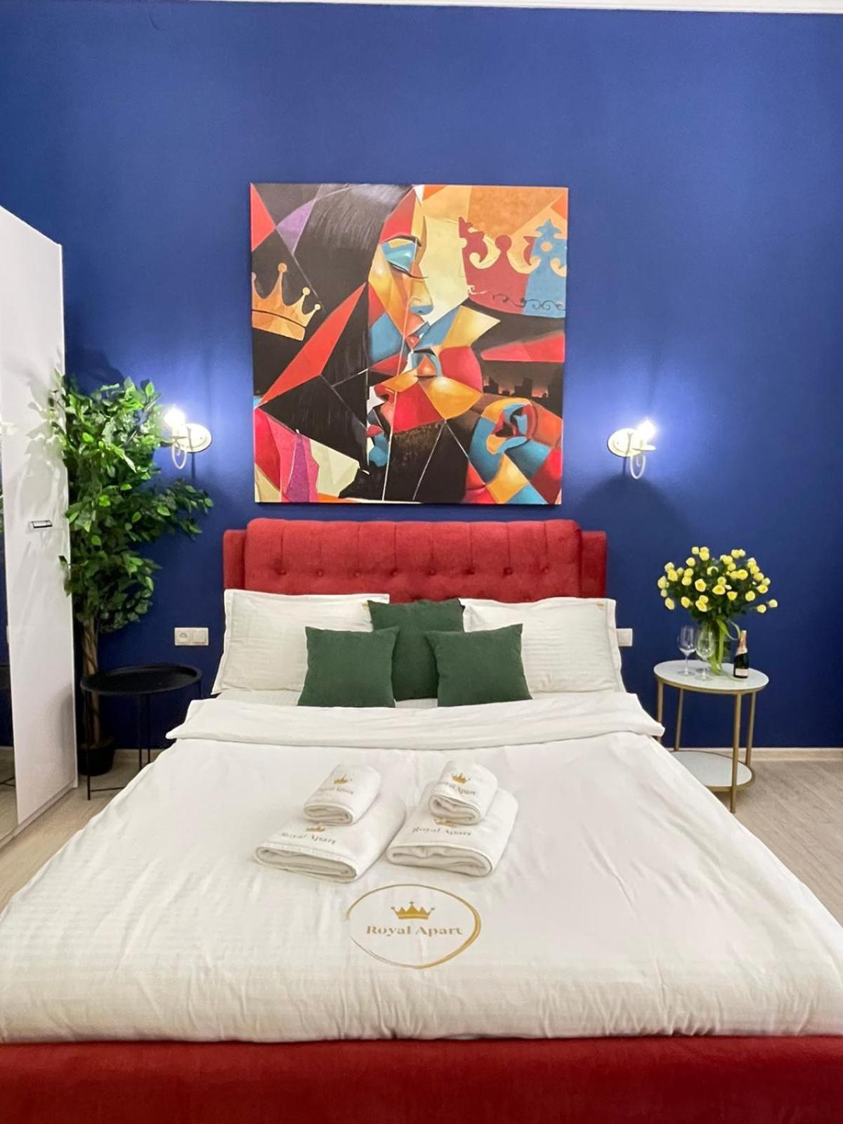 Royal Apartment On Slovatskogo 8 Lviv Ngoại thất bức ảnh